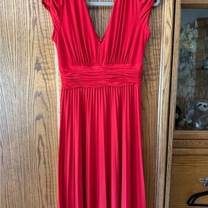 Suzi Chin for Maggy Boutique Red Ruched Midi Dress